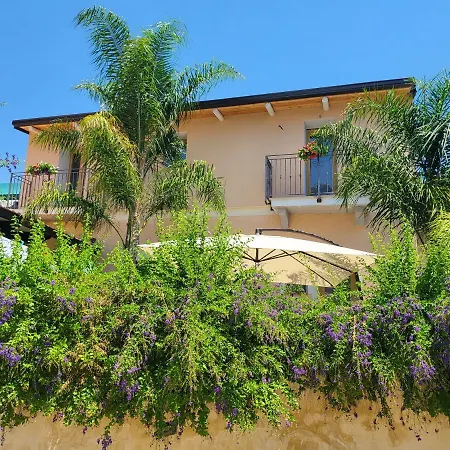 Vista Allaro *